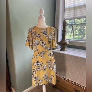 H&M Yellow Floral Fit & Flare Fully Lined Dress Sz 4